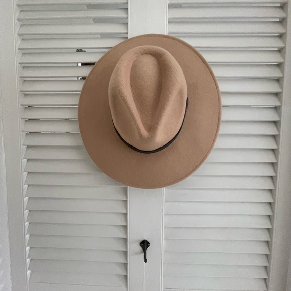 Wool Adjustable Chelsea Hat - Picture 3 of 8